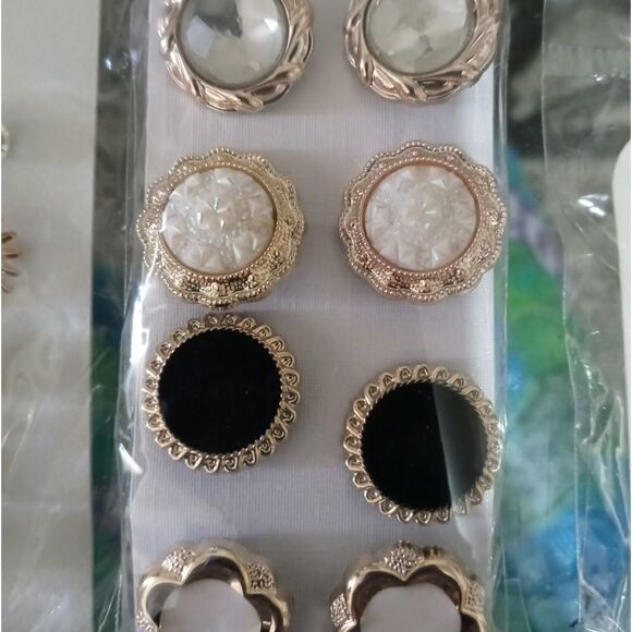 Randomized jewelry bundles   - Picture 6 of 14